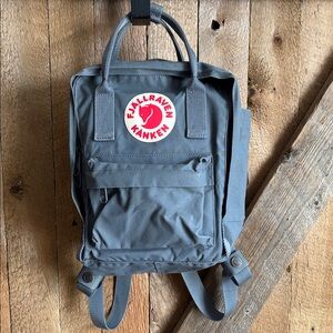 Fjallraven Mini KANKEN Grey Graphit